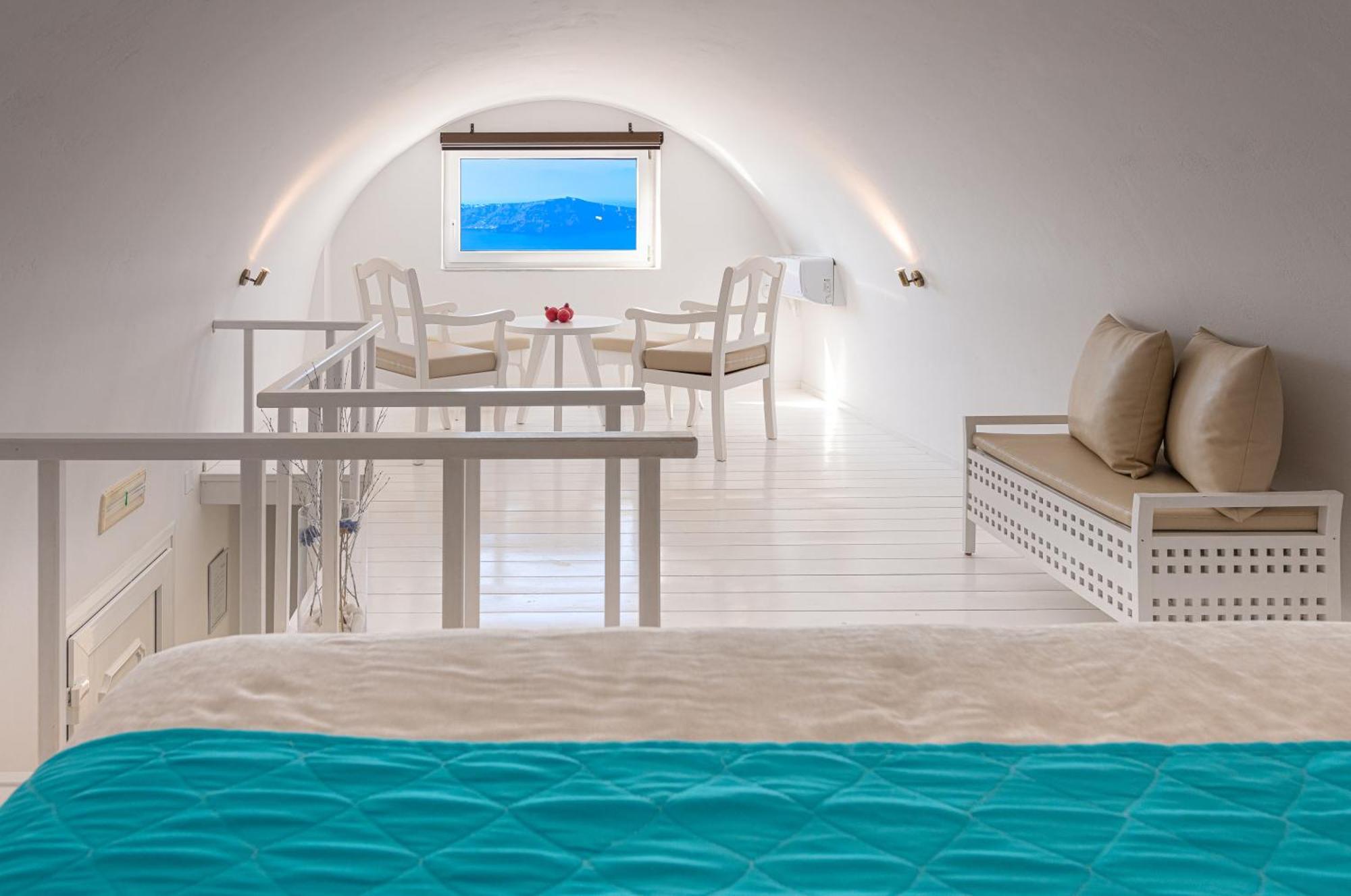Reverie Santorini Hotel Firostefani Exterior foto